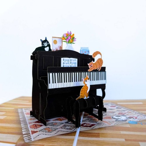 Majestic musical cats piano - majestic, on