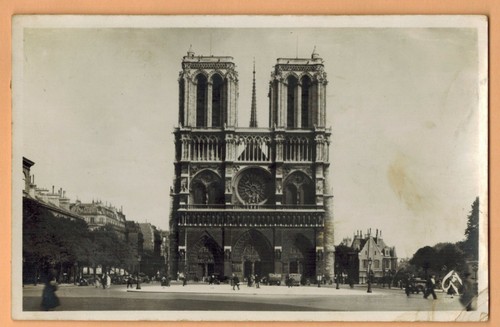 Postcard parvis cathedral - postcard-le,